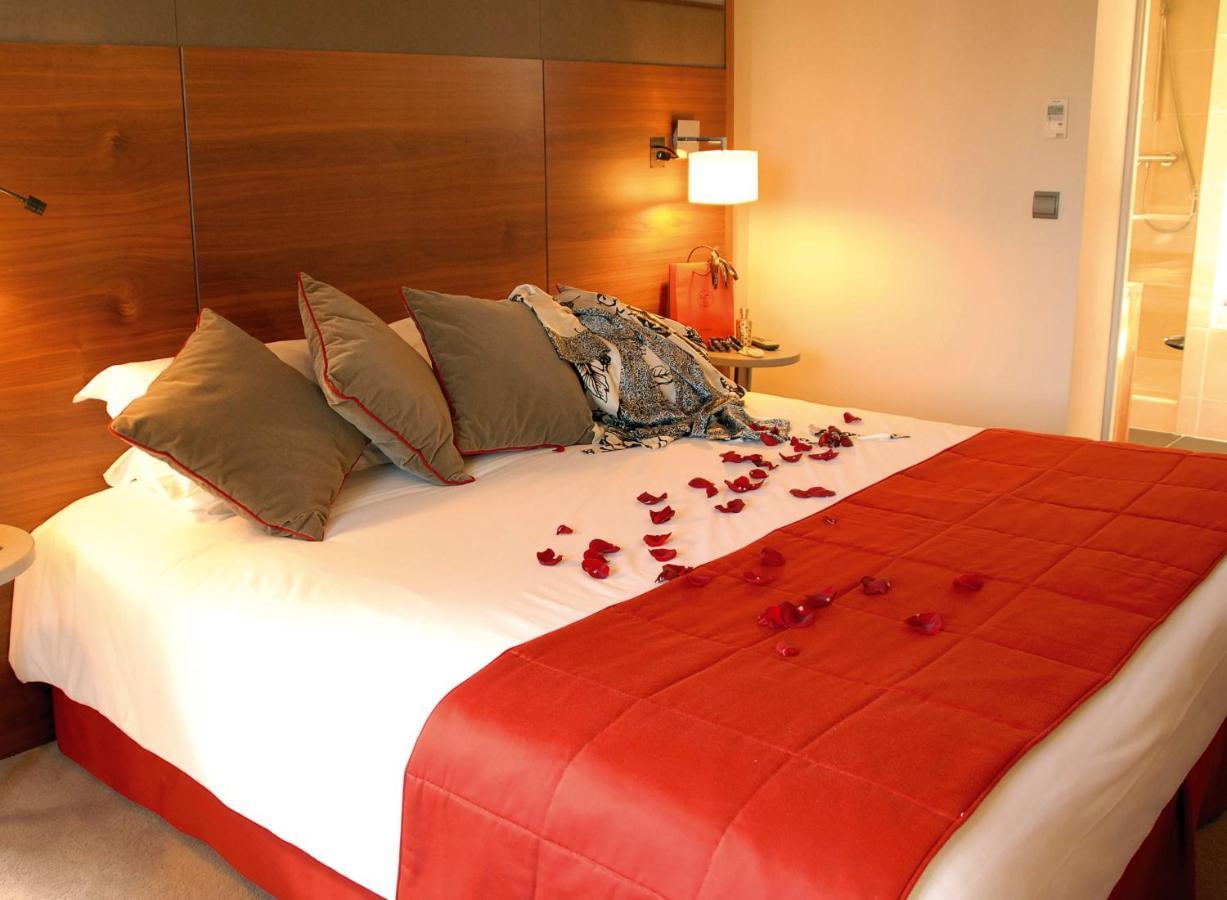 Abbaye Des Capucins Spa & Resort Монтобан Экстерьер фото
