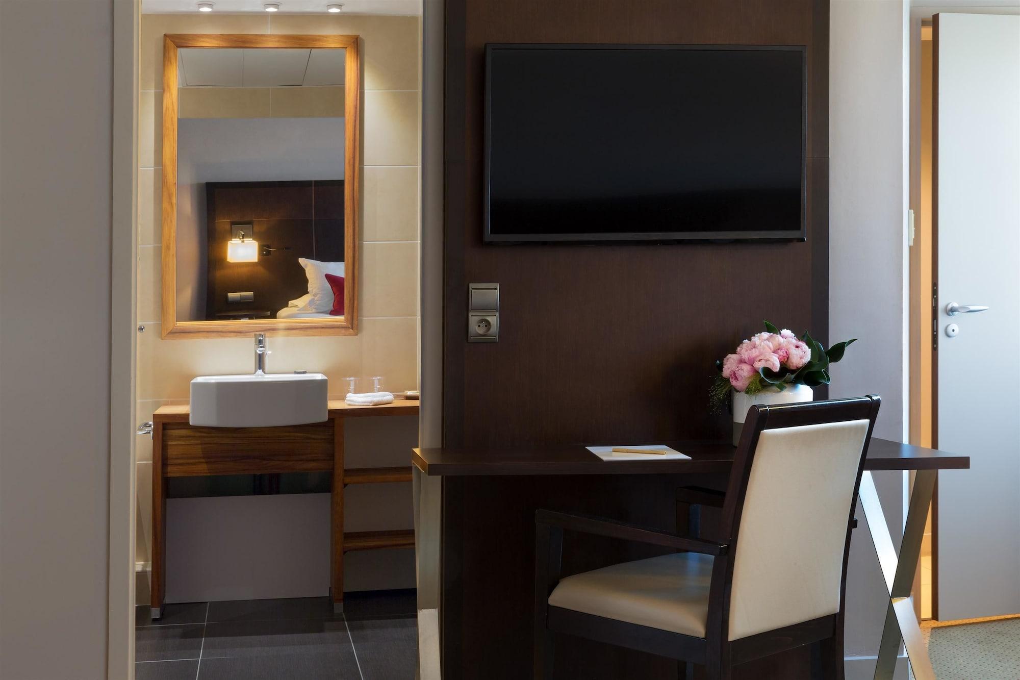 Abbaye Des Capucins Spa & Resort Монтобан Экстерьер фото