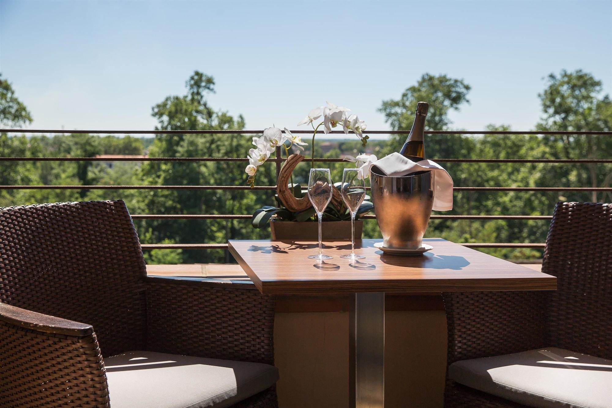 Abbaye Des Capucins Spa & Resort Монтобан Экстерьер фото