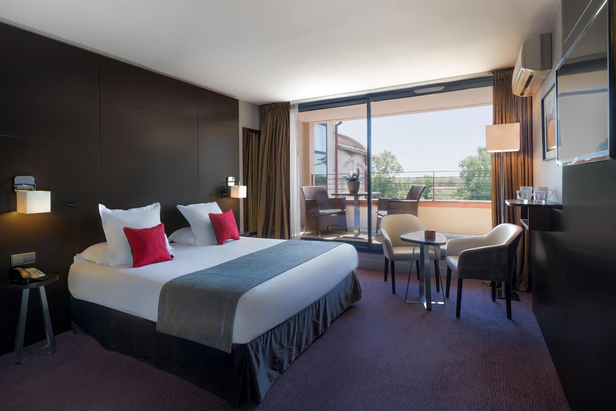 Abbaye Des Capucins Spa & Resort Монтобан Экстерьер фото
