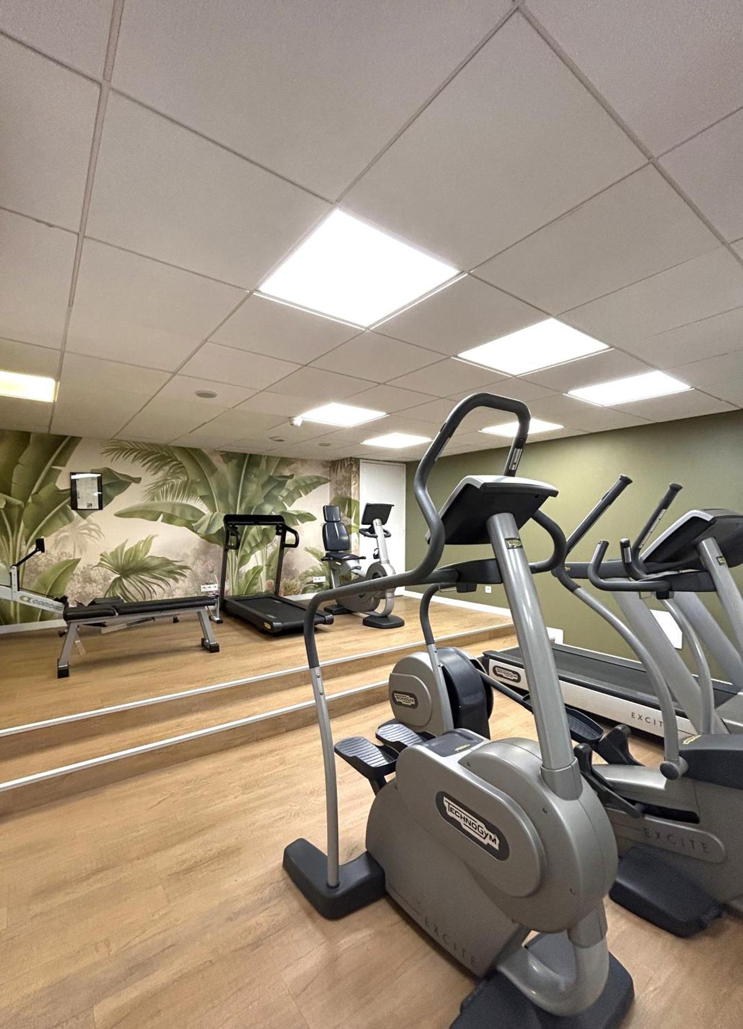 Abbaye Des Capucins Spa & Resort Монтобан Экстерьер фото